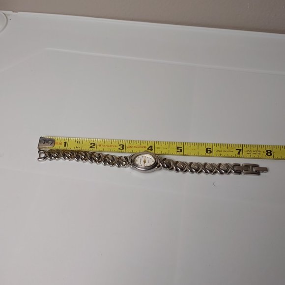 Silver Tone Metal Rumours Watch - Picture 5 of 13